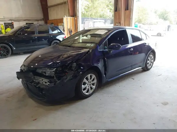JTDB4MEE9PJ011866 2023 TOYOTA COROLLA - Image 2