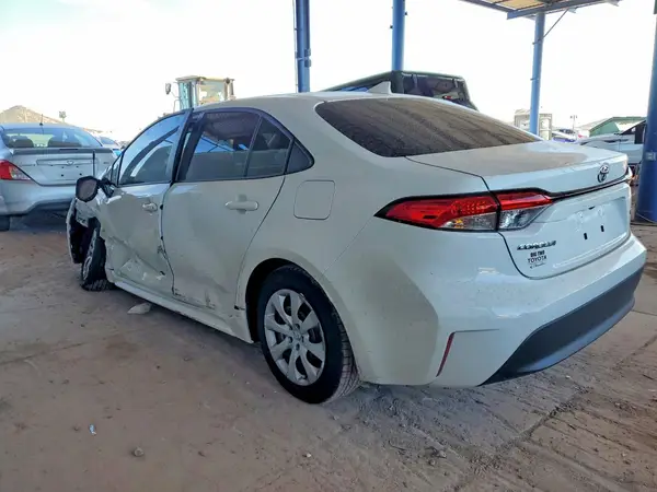 JTDB4MEE9T3041903 2026 TOYOTA COROLLA - Image 2