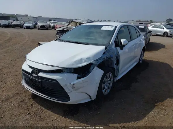 JTDB4MEEXP3005434 2023 TOYOTA COROLLA - Image 2