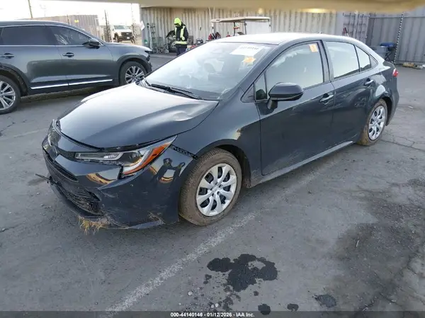 JTDB4MEEXS3029029 2025 TOYOTA COROLLA - Image 2