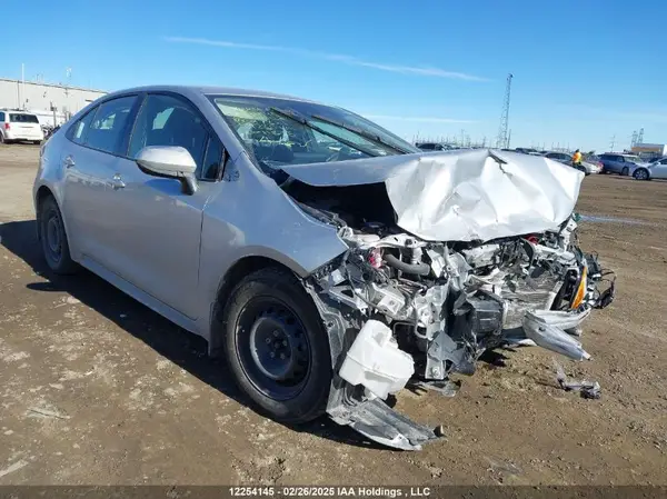 JTDBAMDE5NJ047321 2022 TOYOTA COROLLA - Image 1