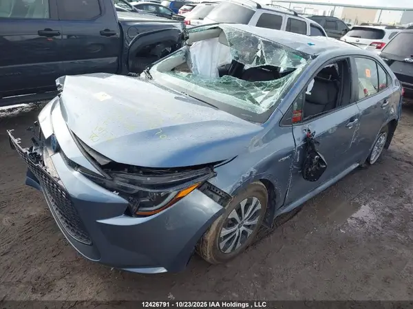 JTDBBRBE5LJ017570 2020 TOYOTA COROLLA - Image 2