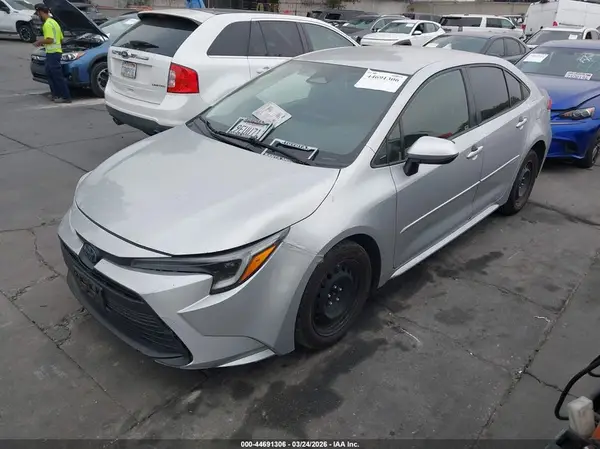 JTDBCMFE0P3008666 2023 TOYOTA COROLLA - Image 2