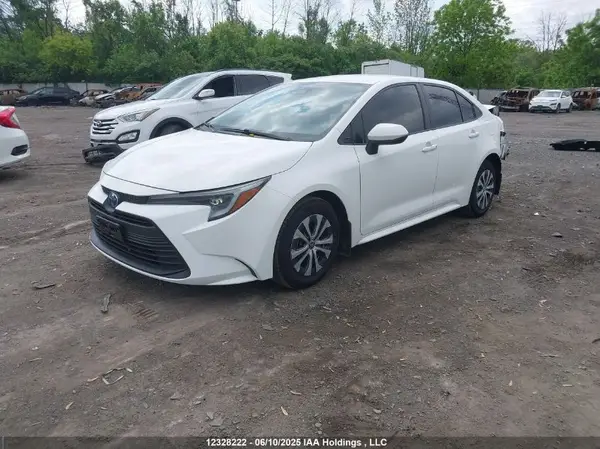 JTDBCMFE0P3017464 2023 TOYOTA COROLLA - Image 2