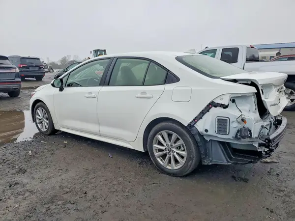 JTDBCMFE0PJ011563 2023 TOYOTA COROLLA - Image 2