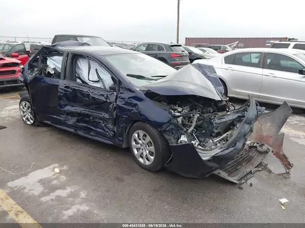 JTDBCMFE0PJ015094 2023 TOYOTA COROLLA - Image 1