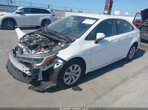 JTDBCMFE0R3035501 2024 TOYOTA COROLLA - Image 2