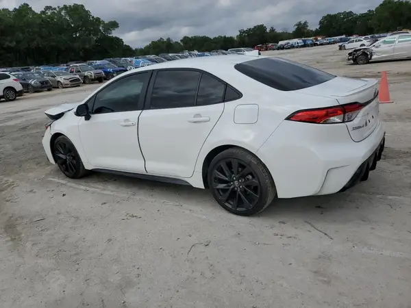 JTDBCMFE0R3040178 2024 TOYOTA COROLLA - Image 2