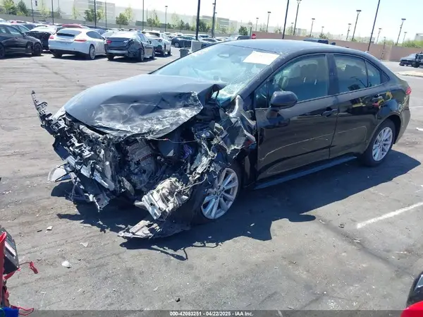 JTDBCMFE0R3044876 2024 TOYOTA COROLLA - Image 2