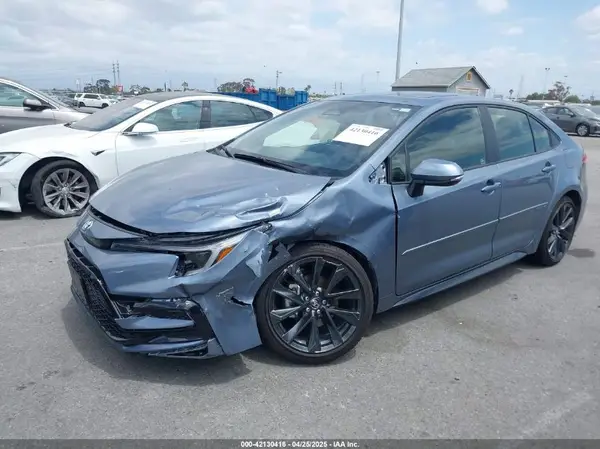JTDBCMFE0R3050466 2024 TOYOTA COROLLA - Image 2
