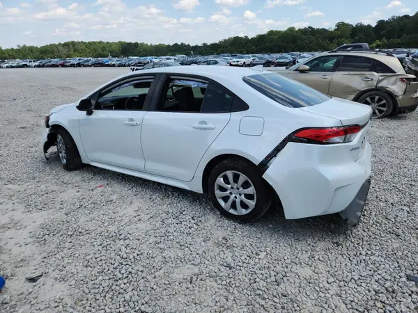 JTDBCMFE0R3053433 2024 TOYOTA COROLLA - Image 2