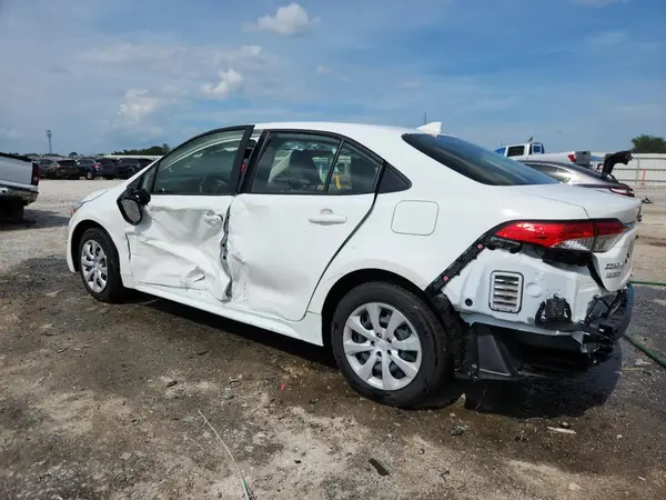 JTDBCMFE0S3072540 2025 TOYOTA COROLLA - Image 2