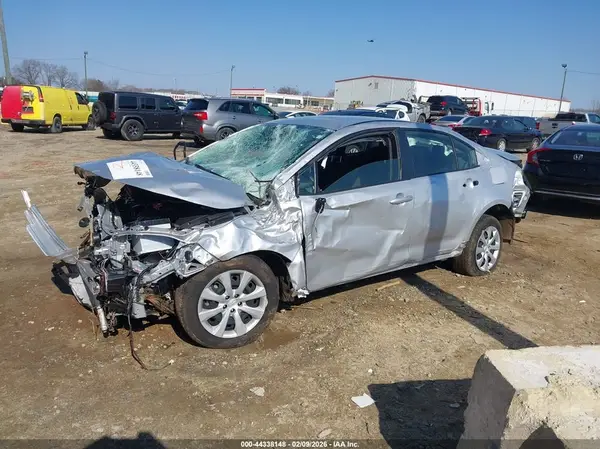 JTDBCMFE0S3079326 2025 TOYOTA COROLLA - Image 2