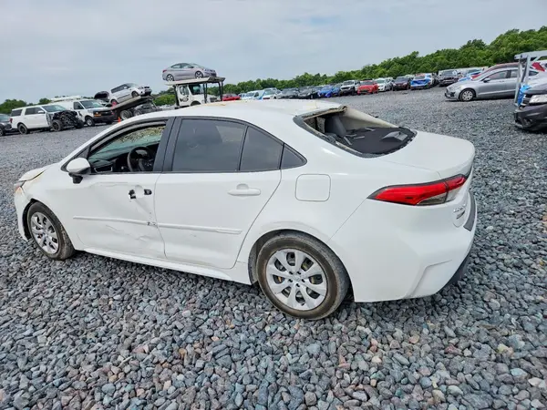 JTDBCMFE0S3084266 2025 TOYOTA COROLLA - Image 2