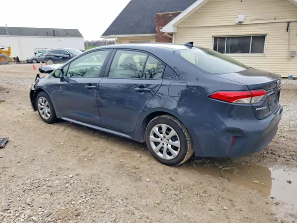 JTDBCMFE0S3098457 2025 TOYOTA COROLLA - Image 2