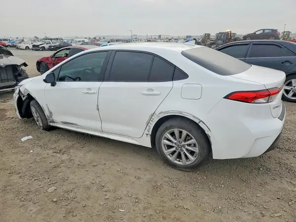 JTDBCMFE0S3108808 2025 TOYOTA COROLLA - Image 2