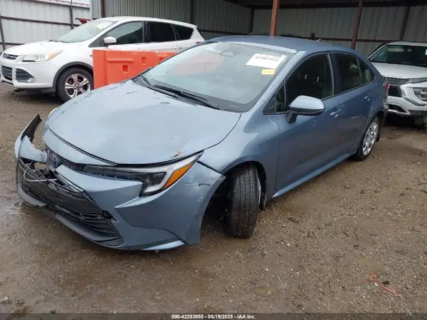 JTDBCMFE0SJ042143 2025 TOYOTA COROLLA - Image 2