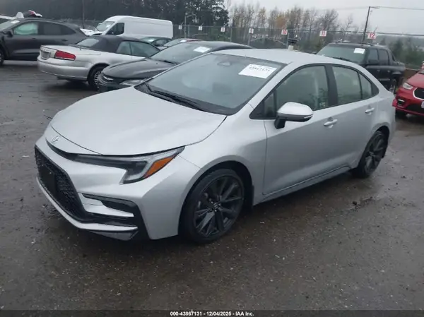 JTDBCMFE0T3124184 2026 TOYOTA COROLLA - Image 2