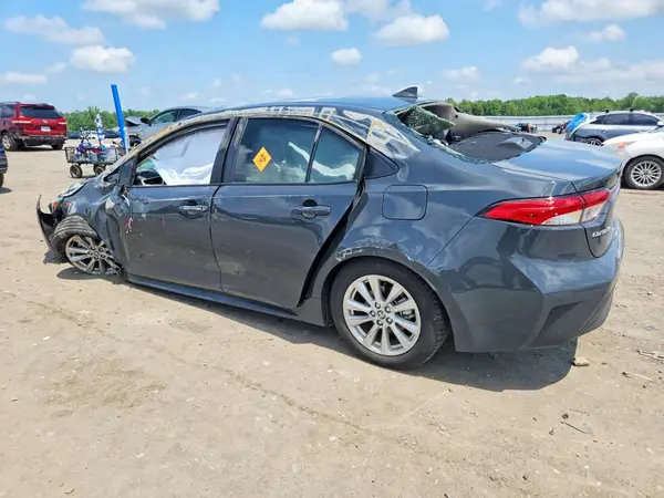 JTDBCMFE0T3141440 2026 TOYOTA COROLLA - Image 2