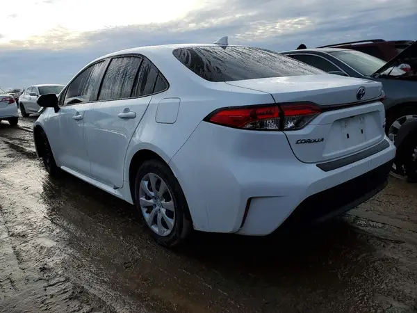 JTDBCMFE1P3024097 2023 TOYOTA COROLLA - Image 2