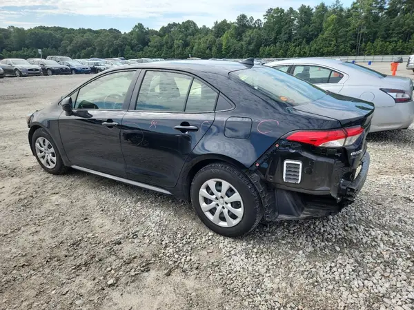 JTDBCMFE1R3033191 2024 TOYOTA COROLLA - Image 2