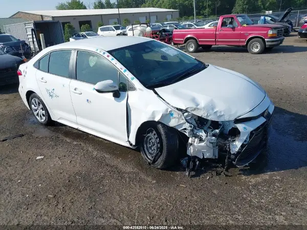 JTDBCMFE1R3035507 2024 TOYOTA COROLLA - Image 1