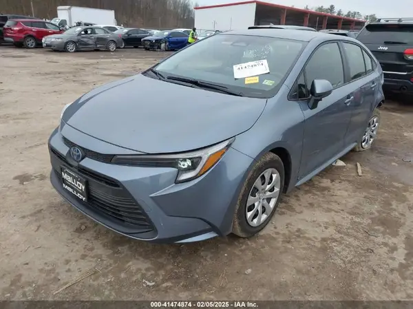JTDBCMFE1R3060472 2024 TOYOTA COROLLA - Image 2