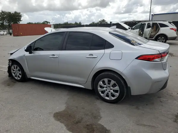JTDBCMFE1RJ018072 2024 TOYOTA COROLLA - Image 2