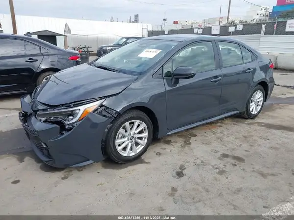 JTDBCMFE1S3100720 2025 TOYOTA COROLLA - Image 2