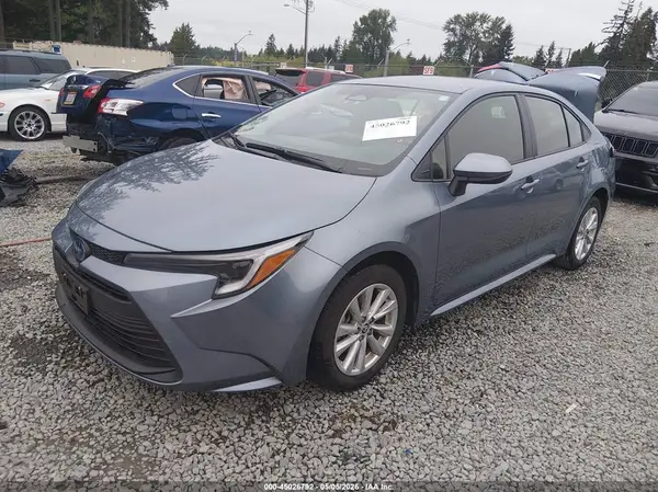 JTDBCMFE1SJ047156 2025 TOYOTA COROLLA - Image 2