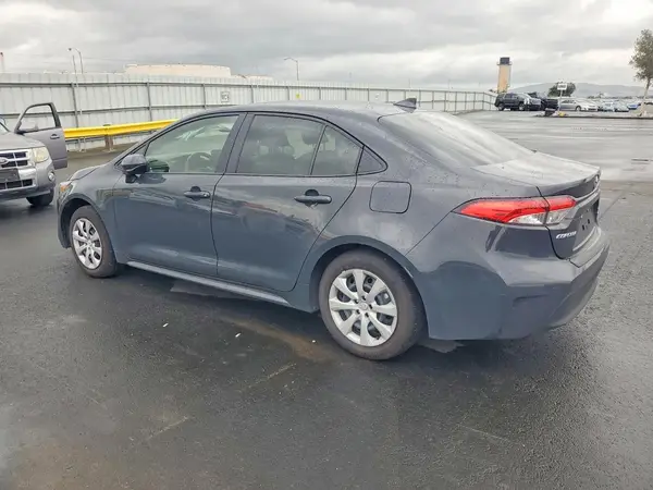 JTDBCMFE1T3118488 2026 TOYOTA COROLLA - Image 2