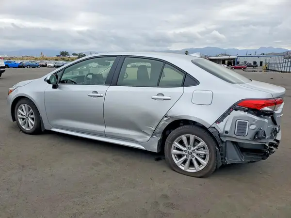 JTDBCMFE1T3120063 2026 TOYOTA COROLLA - Image 2