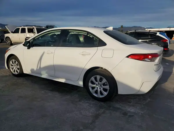 JTDBCMFE1T3122296 2026 TOYOTA COROLLA - Image 2