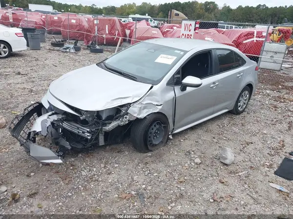 JTDBCMFE2PJ013959 2023 TOYOTA COROLLA - Image 2