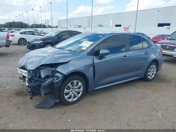 JTDBCMFE2PJ014089 2023 TOYOTA COROLLA - Image 2