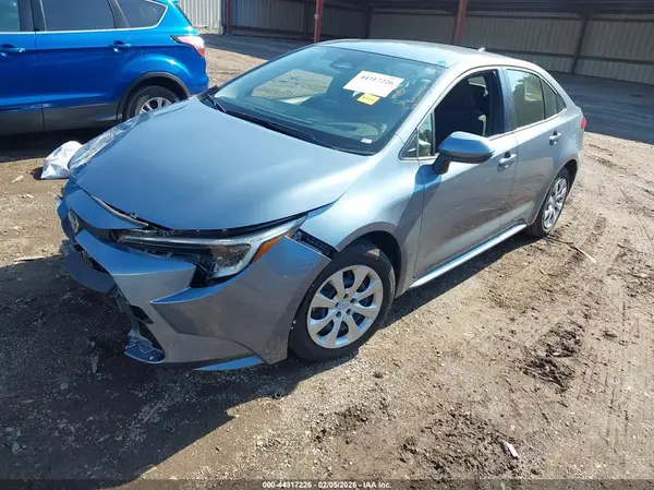 JTDBCMFE2R3028016 2024 TOYOTA COROLLA - Image 2