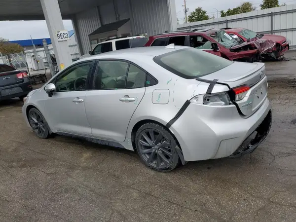JTDBCMFE2R3031692 2024 TOYOTA COROLLA - Image 2