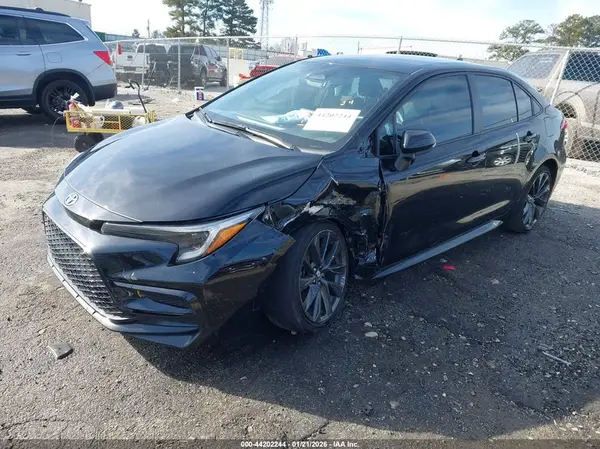 JTDBCMFE2R3035323 2024 TOYOTA COROLLA - Image 2