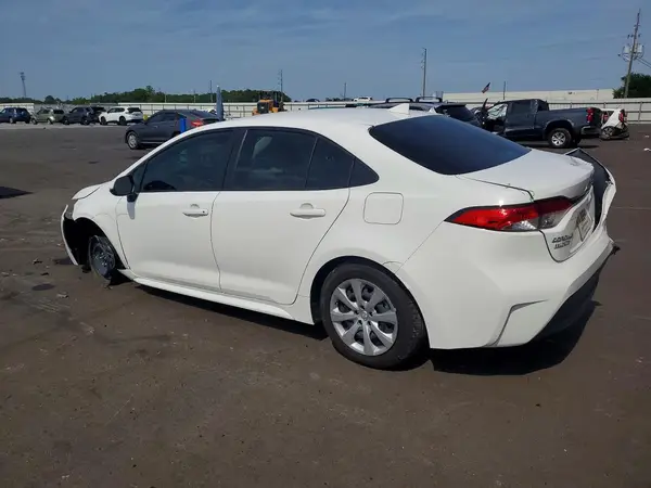 JTDBCMFE2R3040344 2024 TOYOTA COROLLA - Image 2