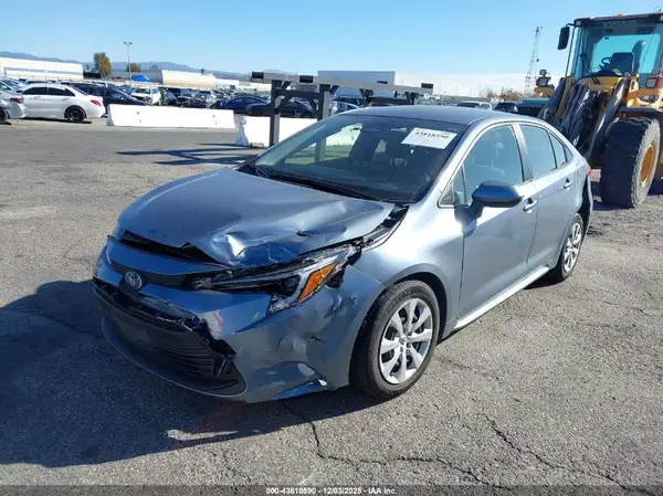JTDBCMFE2R3045091 2024 TOYOTA COROLLA - Image 2