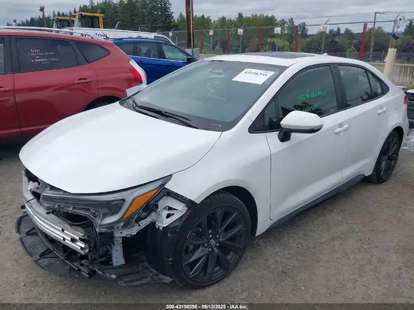 JTDBCMFE2R3048525 2024 TOYOTA COROLLA - Image 2