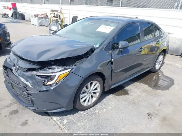 JTDBCMFE2R3056351 2024 TOYOTA COROLLA - Image 2
