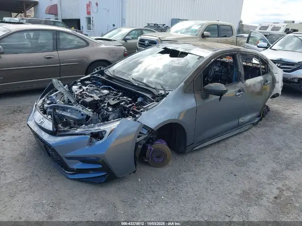 JTDBCMFE2R3060741 2024 TOYOTA COROLLA - Image 2