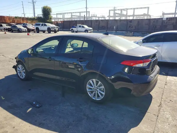 JTDBCMFE2R3061596 2024 TOYOTA COROLLA - Image 2