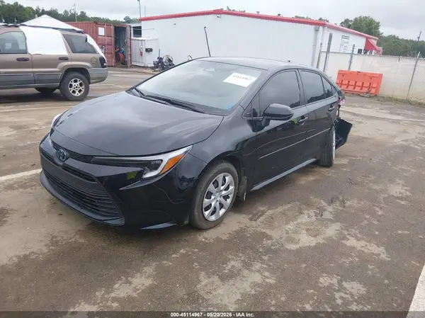 JTDBCMFE2R3066491 2024 TOYOTA COROLLA - Image 2