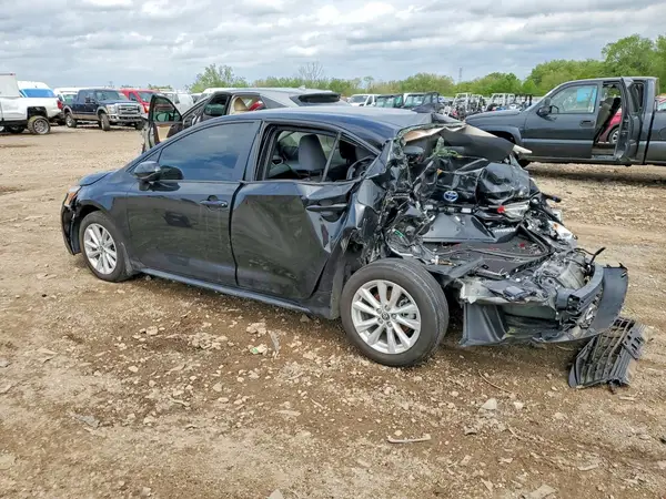 JTDBCMFE2R3068855 2024 TOYOTA COROLLA - Image 2