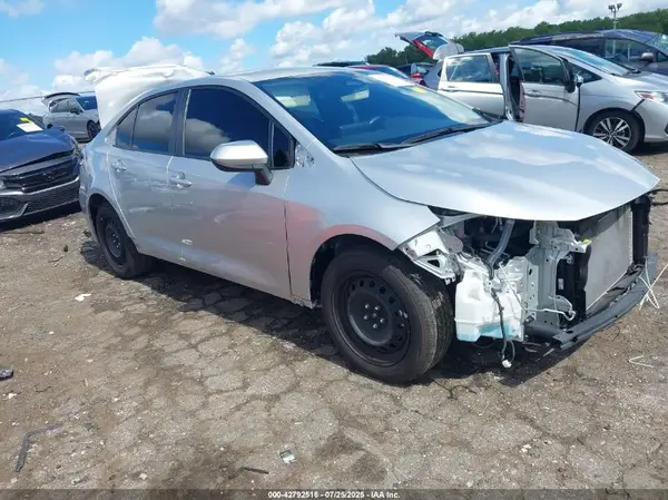JTDBCMFE2RJ025869 2024 TOYOTA COROLLA - Image 1