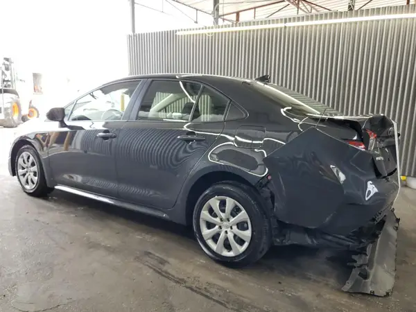 JTDBCMFE2S3070577 2025 TOYOTA COROLLA - Image 2