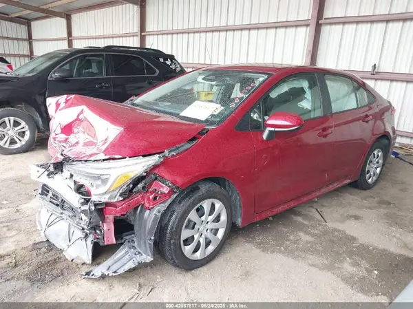 JTDBCMFE2S3073902 2025 TOYOTA COROLLA - Image 2