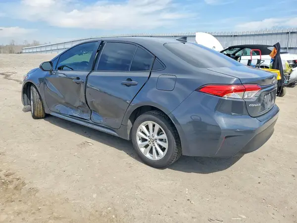 JTDBCMFE2S3081398 2025 TOYOTA COROLLA - Image 2